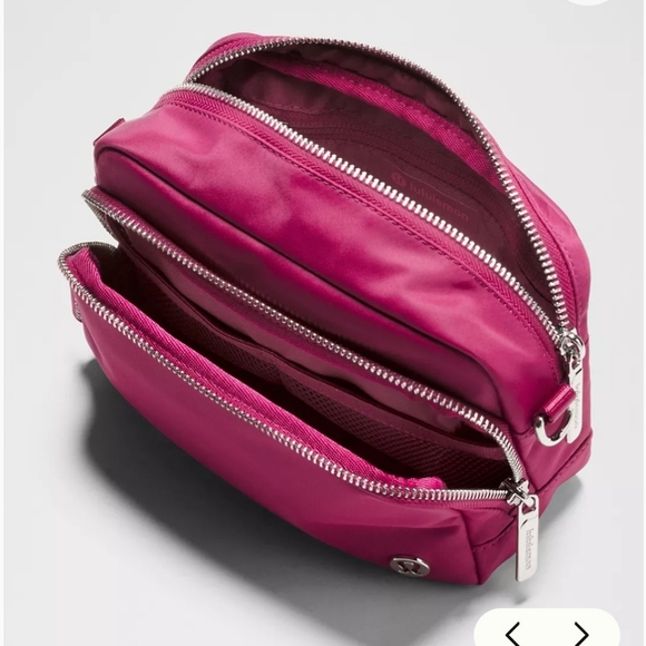 NWT LululemonEverywhere Crossbody Bag 2L Monogram Metallic (Silver) Berry Rumble - Picture 4 of 9